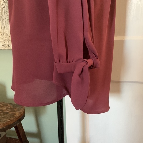 Wishlist apparel Elastic Neckline Top - Mulberry - Picture 4 of 14